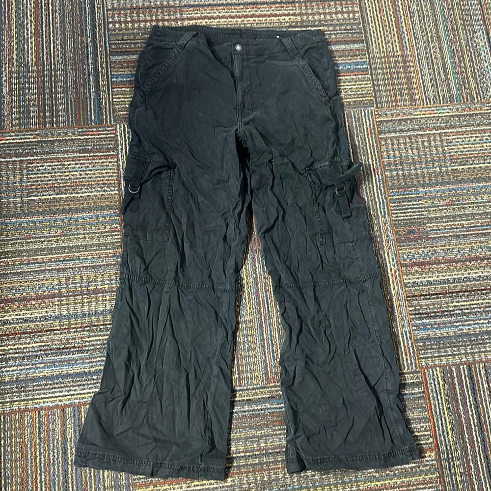 American Eagle Cargo Pants